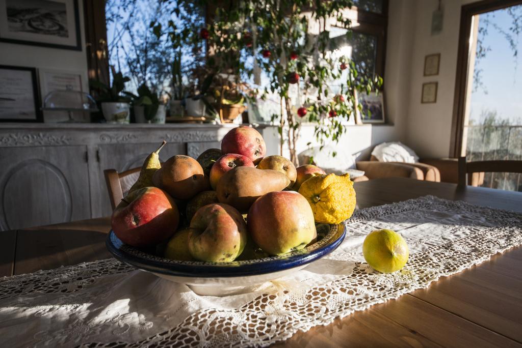 Le Tre Querce Bed & Breakfast ฟิอาโน โรมาโน ภายนอก รูปภาพ