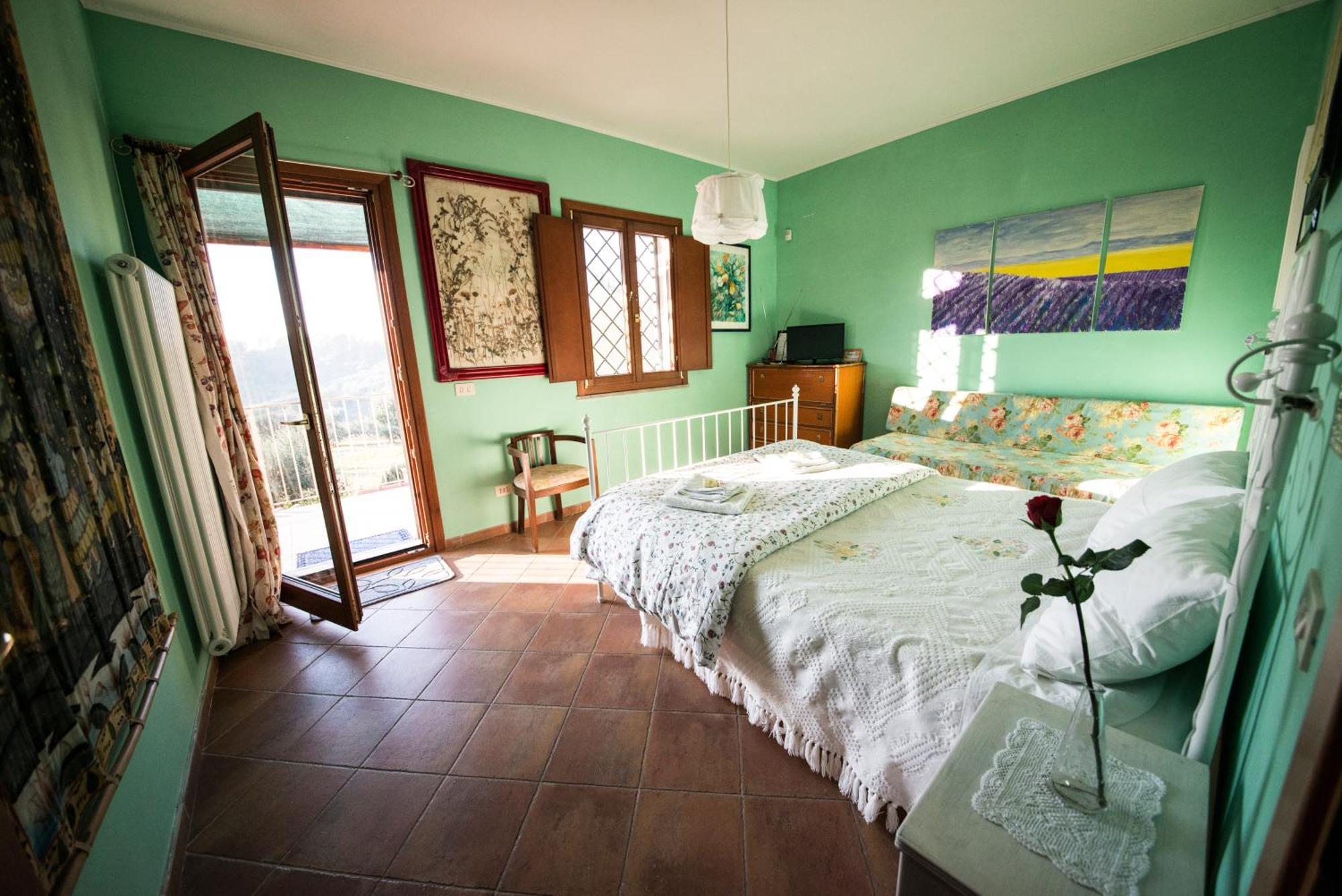 Le Tre Querce Bed & Breakfast ฟิอาโน โรมาโน ภายนอก รูปภาพ