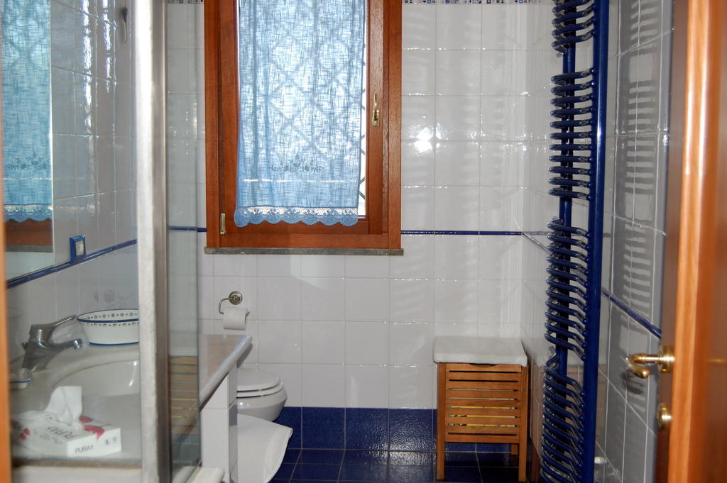 Le Tre Querce Bed & Breakfast ฟิอาโน โรมาโน ภายนอก รูปภาพ